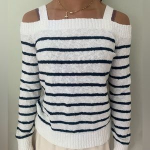 Abercrombie kids, sweater size 11/12, white with navy blue stripes